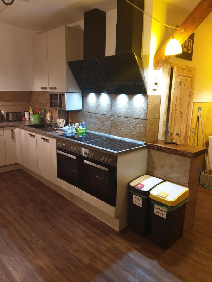 Victory Guesthouse - Handwerker Pension Bielefeld Bagian luar foto